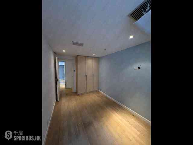 Mid Levels Central - Robinson Heights Block 2 02