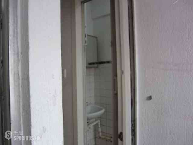 Quarry Bay - Westlands Gardens 08