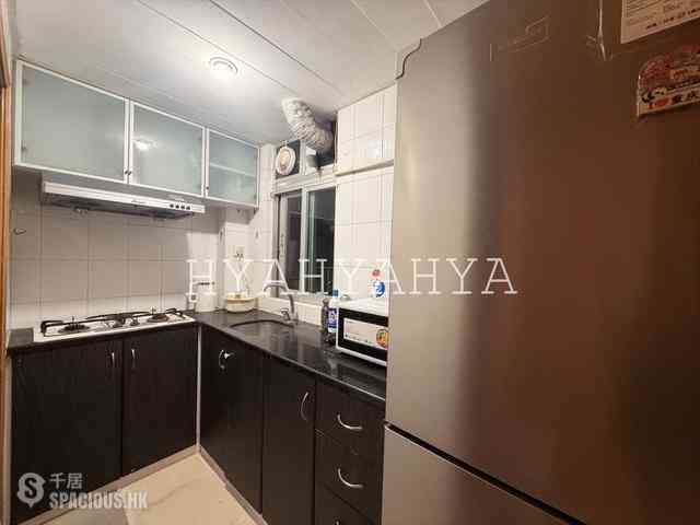 Sai Ying Pun - Sing Fai Building 04