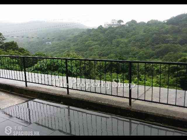 Clear Water Bay - Pak Shek Terrace 01