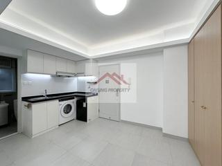 Wan Chai - Bo Fung Mansion 03