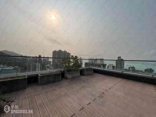 Sai Ying Pun - The Summa Block 1 03
