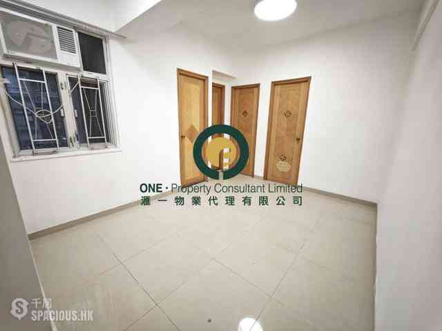 Sheung Wan - Kiu Fat Building 01