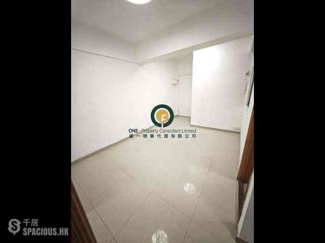 Sheung Wan - Kiu Fat Building 02