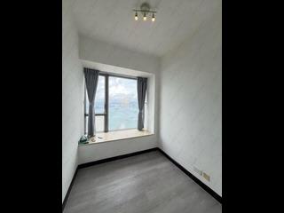 Sai Ying Pun - Island Crest Block 2 17