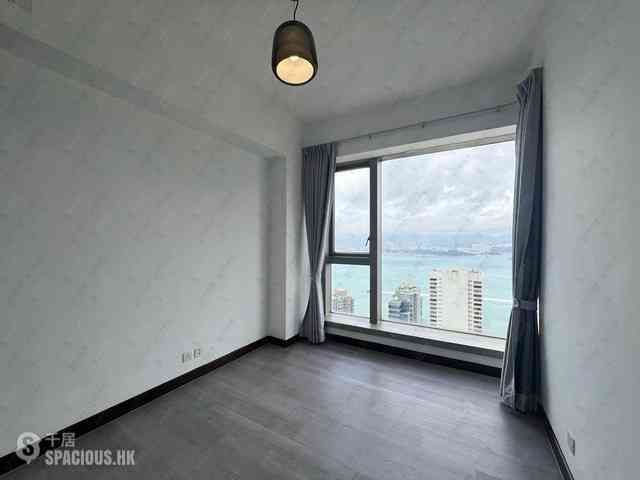 Sai Ying Pun - Island Crest Block 2 18