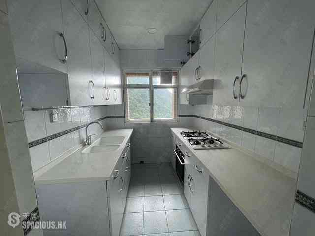 Mid Levels Central - Hillsborough Court Block 1 13