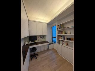 Shek Tong Tsui - The Belcher's Phase 2 Block 8 05