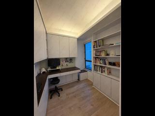 Shek Tong Tsui - The Belcher's Phase 2 Block 8 14
