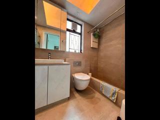 Shek Tong Tsui - The Belcher's Phase 2 Block 8 28