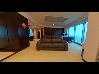 Mid Levels Central - Regence Royale Tower 1 04