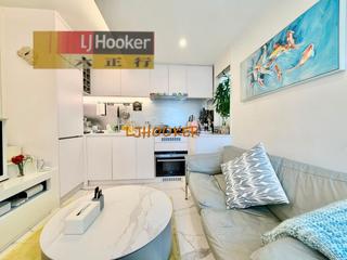 Sai Ying Pun - Fook Moon Building 04