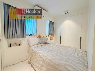 Sai Ying Pun - Fook Moon Building 05