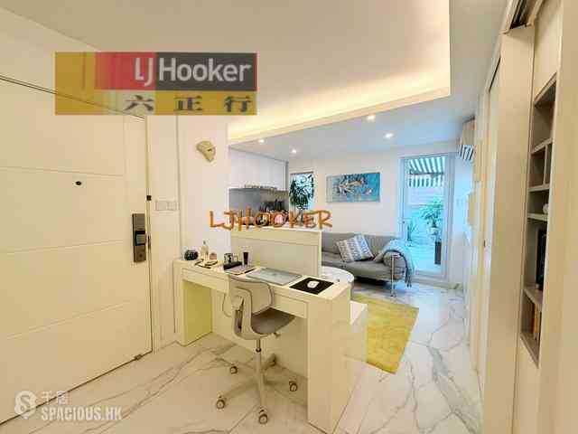 Sai Ying Pun - Fook Moon Building 07