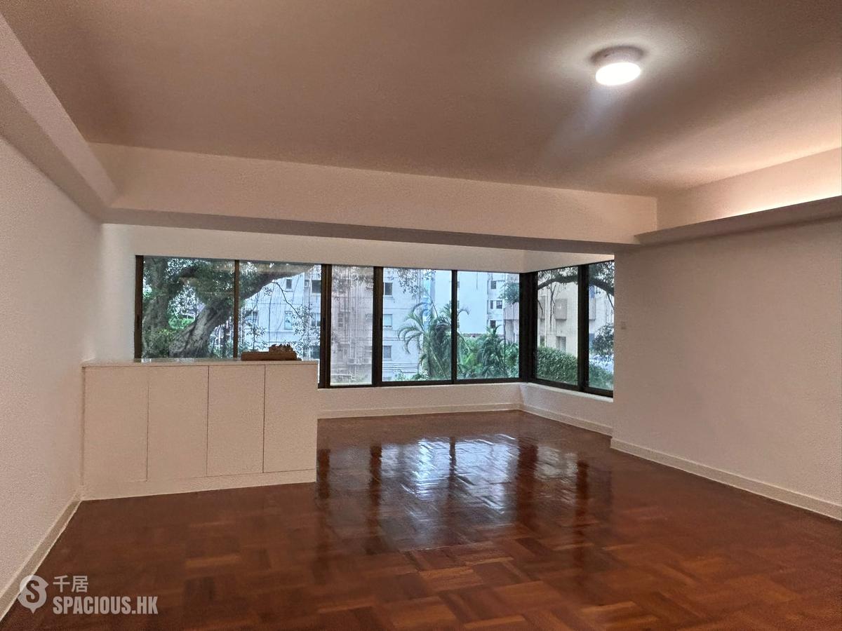 Mid Levels Central - Kam Yuen Mansion 01