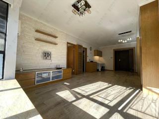 Mid Levels Central - Elegant Terrace 07