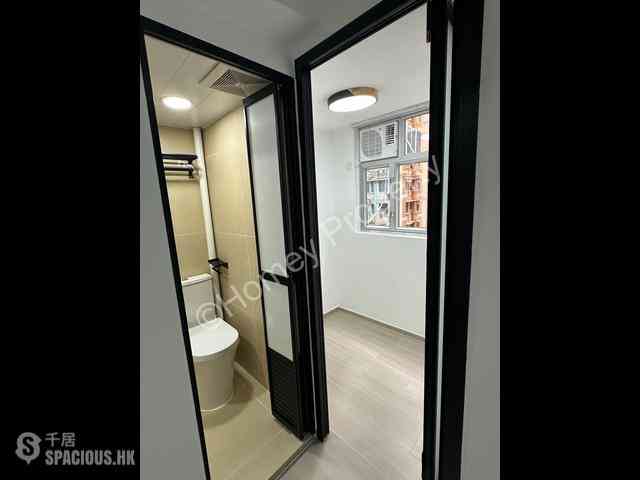 Quarry Bay - Lai King Mansion 05