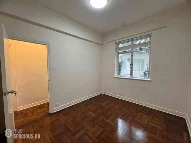 Mid Levels Central - Estella Court 08