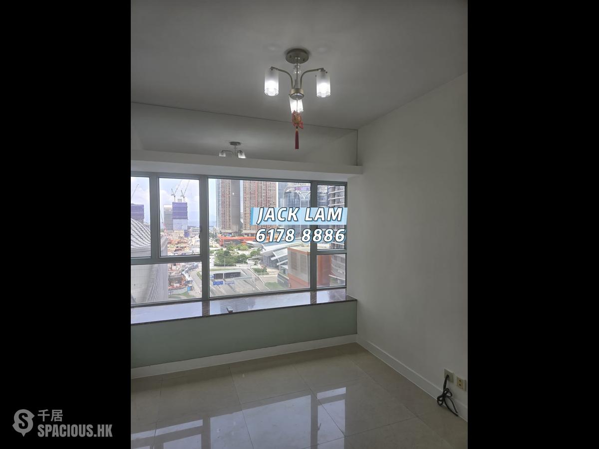 Tsim Sha Tsui - The Victoria Towers 01
