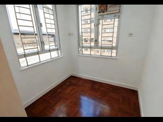 Mid Levels Central - Rich Court 04