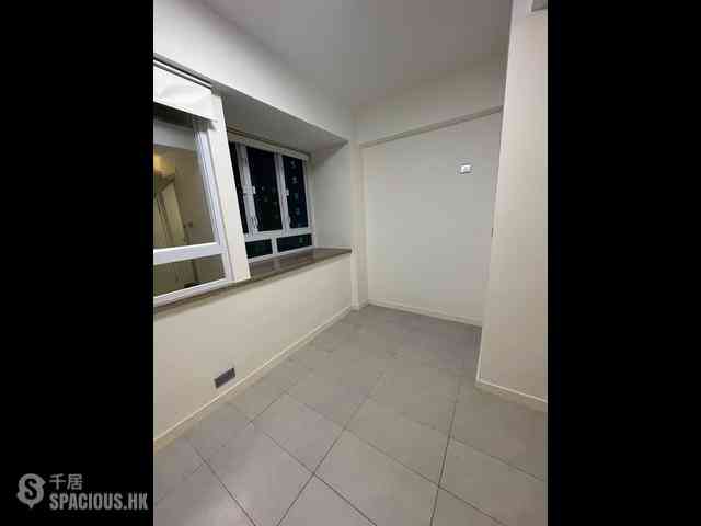 Chai Wan - Tung Ho Building 06