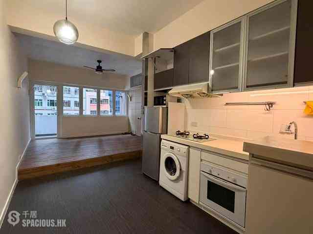 Wan Chai - Kwong Sang Hong Building Block A 02