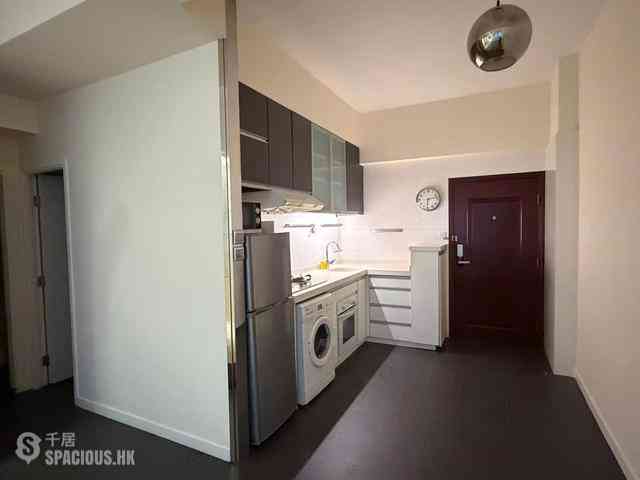Wan Chai - Kwong Sang Hong Building Block A 03