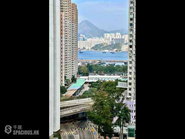 Shau Kei Wan - Kam Wai Building 14