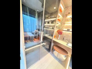 Shau Kei Wan - Lime Gala Block 1A 08