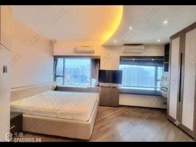 West Kowloon - Sorrento Phase 1 Block 3 03