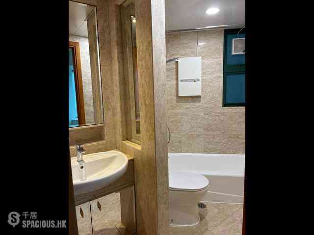 Kennedy Town - Manhattan Heights 04