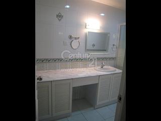 Pok Fu Lam - Baguio Villa 12