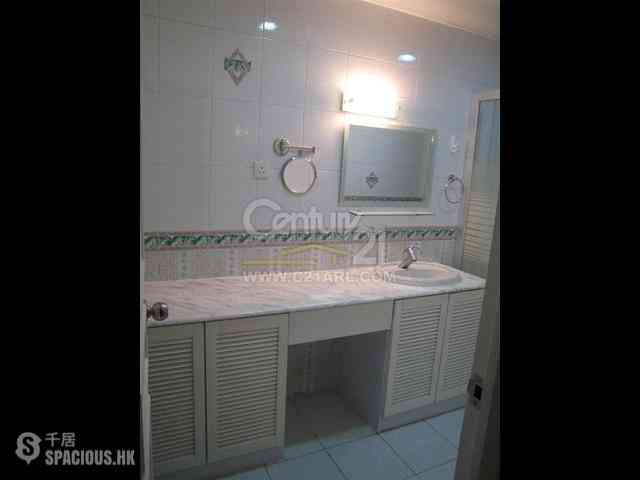 Pok Fu Lam - Baguio Villa 12