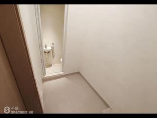 Sai Ying Pun - The Summa Block 1 04