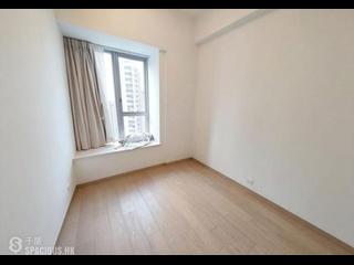 Sai Ying Pun - The Summa Block 1 05