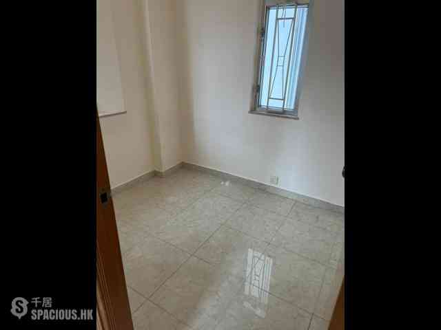 Shau Kei Wan - Shaukiwan Centre Block 2 (Block B) 02