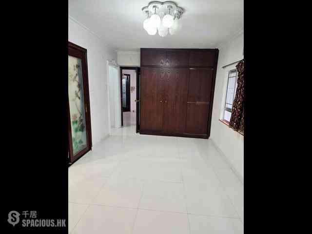 Ap Lei Chau - South Horizons Phase 3 Mei Chun Court (Block 21) 13