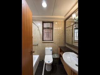 Shek Tong Tsui - The Belcher's Phase 2 Block 6 07