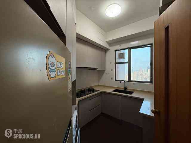 Shek Tong Tsui - The Belcher's Phase 2 Block 6 08
