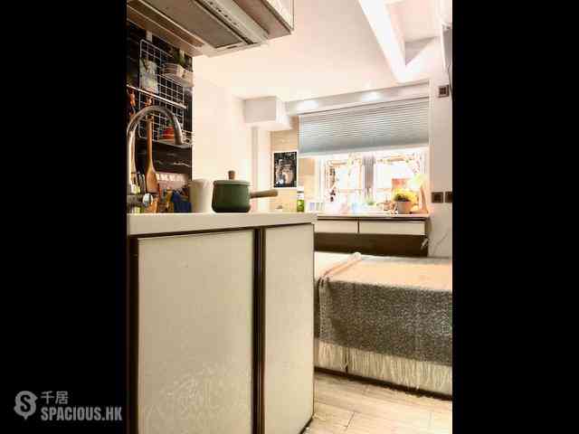 Sham Shui Po - 319-319A, Lai Chi Kok Road 03