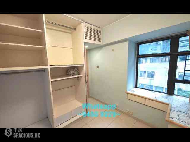 Sheung Wan - 14, Queen's Road West 10