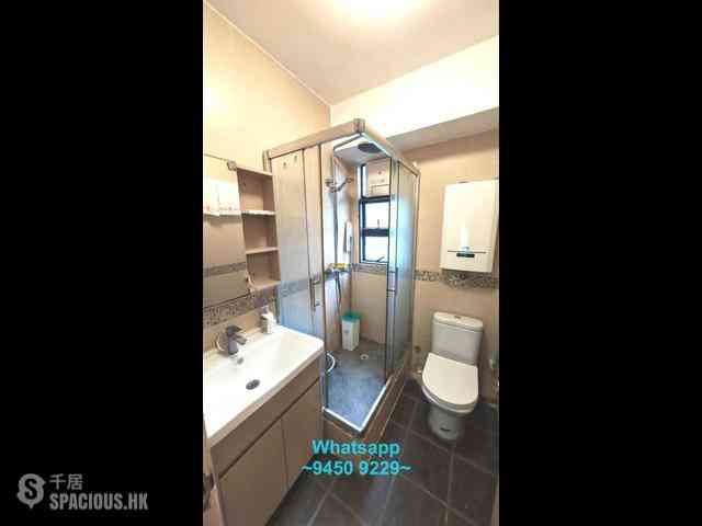 Sheung Wan - 14, Queen's Road West 12