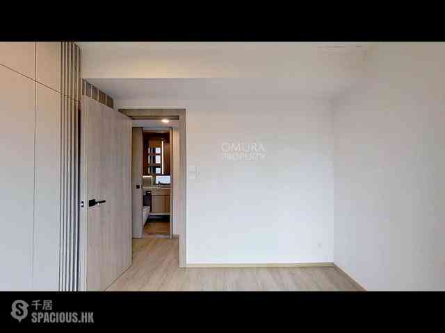 Mid Levels Central - Peach Blossom 14