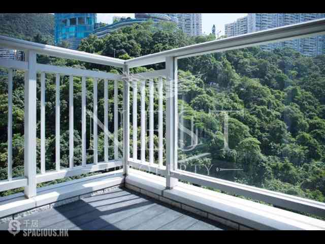 Happy Valley - The Altitude 02