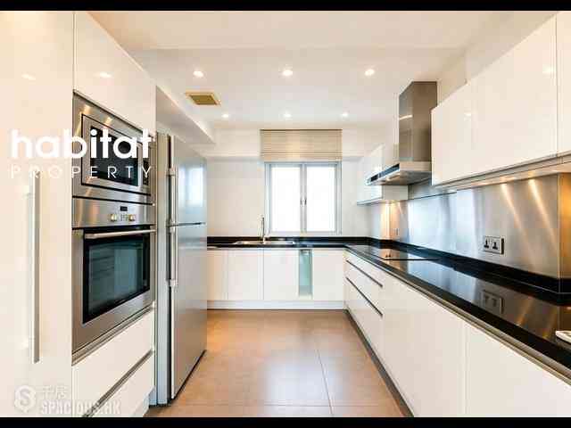 The Peak - Barker Villa 06