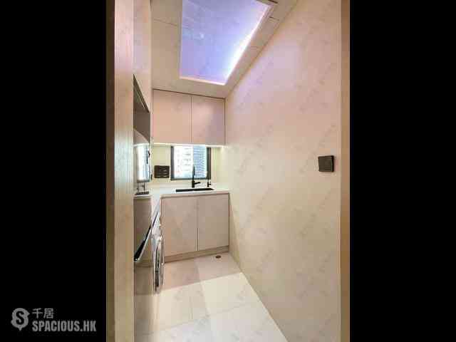 Central - Wo On Building 03