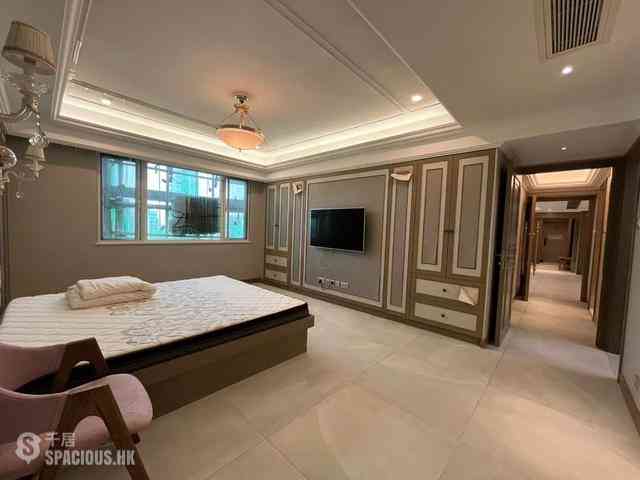 Mid Levels West - Hong Kong Garden 03