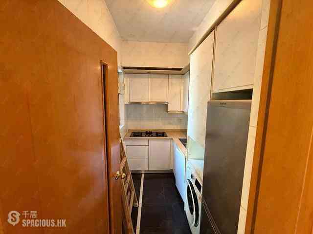 Shek Tong Tsui - The Belcher's Phase 1 Block 2 10