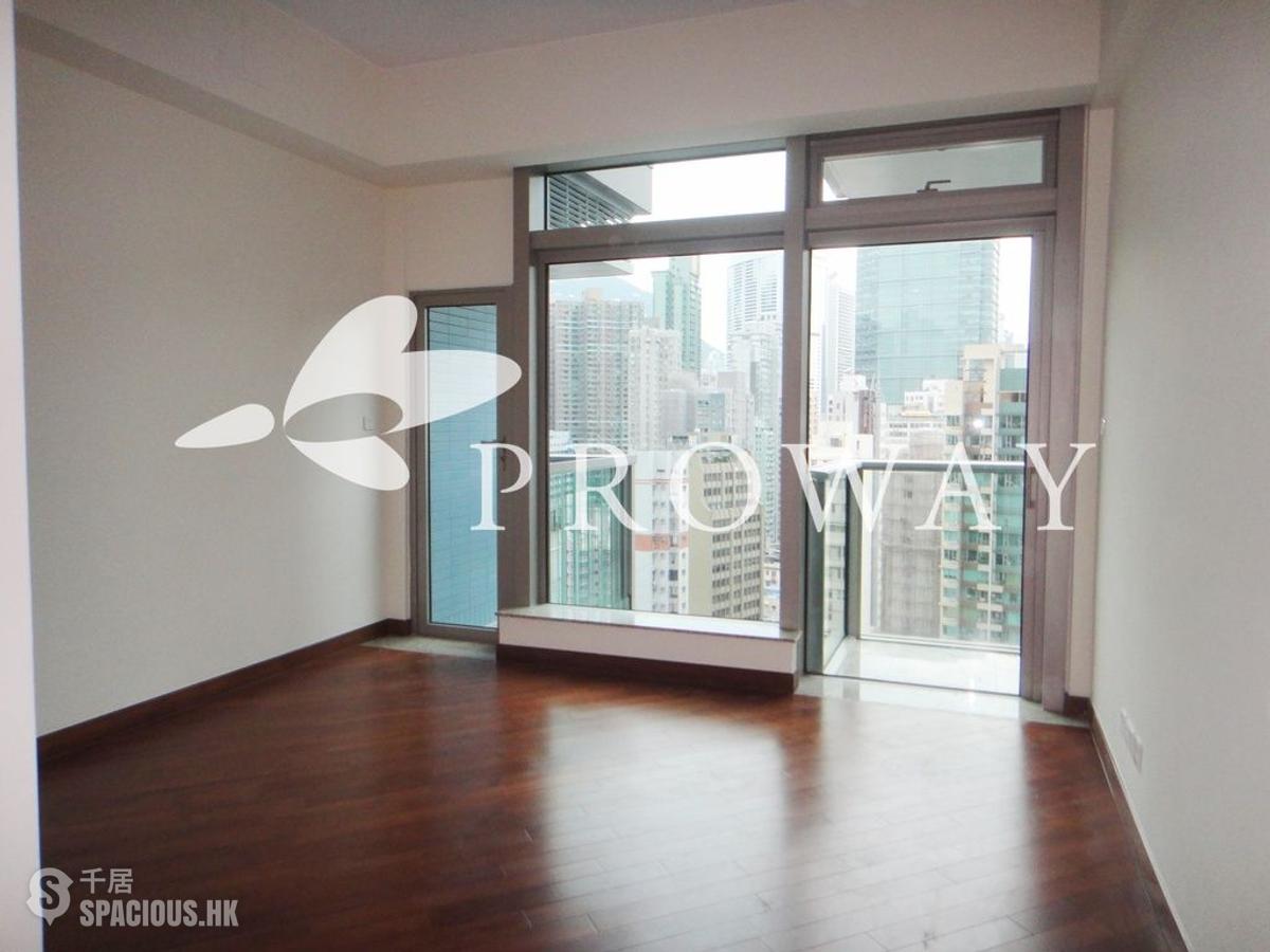 Wan Chai - The Avenue 01