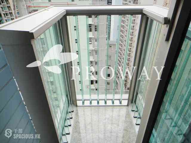 Wan Chai - The Avenue 03